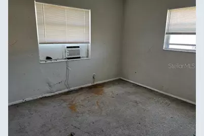 197 148th Avenue E, Madeira Beach, FL 33708 - Photo 7