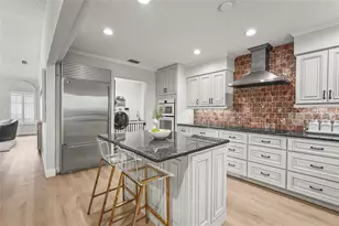 7845 Pine Trace Dr, Sarasota, FL 34243 - Photo 15