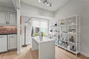 7845 Pine Trace Dr, Sarasota, FL 34243 - Photo 23