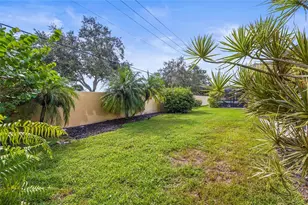 7845 Pine Trace Dr, Sarasota, FL 34243 - Photo 37
