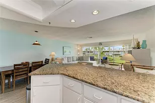 600 Manatee Ave, Holmes Beach, FL 34217 - Photo 17