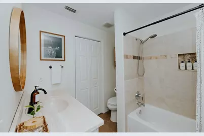 2472 Temple Street, Sarasota, FL 34239 - Photo 33