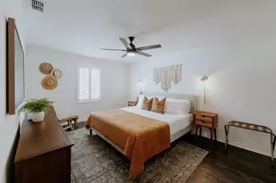 2472 Temple St, Sarasota, FL 34239 - Photo 17