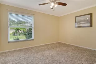 5609 Evergreen Dr, Sarasota, FL 34233 - Photo 27