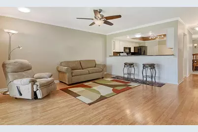 5609 Evergreen Drive #28, Sarasota, FL 34233 - Photo 11