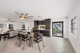 527 Bellaire Dr, Venice, FL 34293 - Photo 11