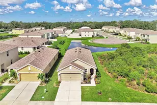 3812 Golden Oriole Pkwy, Sarasota, FL 34232 - Photo 3