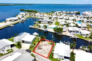 280 Nassau Dr, Palmetto, FL 34221 - Photo 1