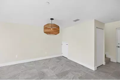 1558 4th Street #216, Sarasota, FL 34236 - Photo 11