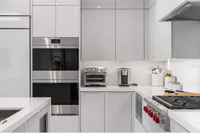 1581 Gulf Of Mexico Drive #507, Longboat Key, FL 34228 - Photo 29