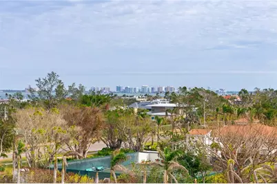 1581 Gulf Of Mexico Drive #507, Longboat Key, FL 34228 - Photo 19