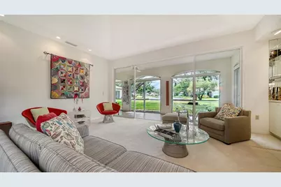 3933 Chatsworth Greene #50, Sarasota, FL 34235 - Photo 9