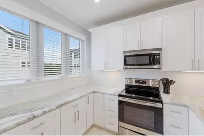 847 Evergreen Way, Longboat Key, FL 34228 - Photo 13