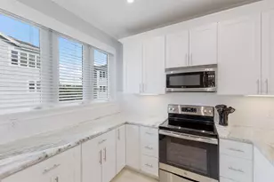 847 Evergreen Way, Longboat Key, FL 34228 - Photo 13