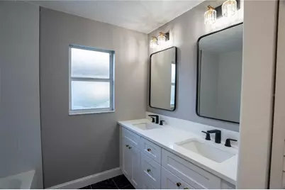 5402 60th Street E, Bradenton, FL 34203 - Photo 33