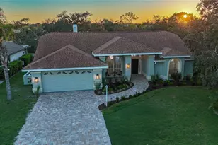 5402 60th Street E, Bradenton, FL 34203 - Photo 1