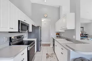 4206 Vicenza Dr, Venice, FL 34293 - Photo 11