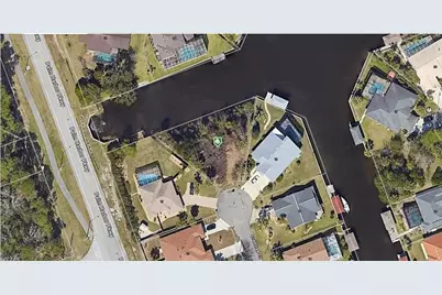 19 Crabtree Court, Palm Coast, FL 32137 - Photo 1