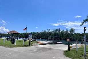 10315 Cortez Rd W, Bradenton, FL 34210 - Photo 17