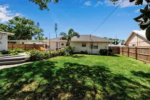 1507 32nd St W, Bradenton, FL 34205 - Photo 9