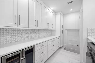 860 Snell Isle Boulevard NE, Saint Petersburg, FL 33704 - Photo 23