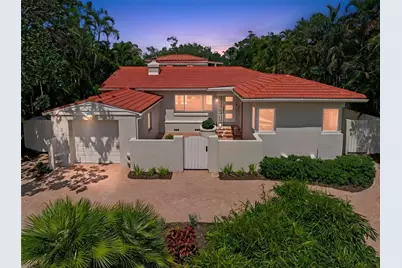 860 Snell Isle Boulevard NE, Saint Petersburg, FL 33704 - Photo 3