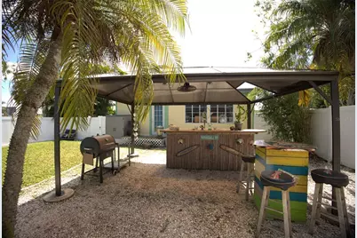 113 Colonia Lane W, Nokomis, FL 34275 - Photo 19