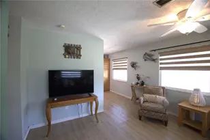 113 Colonia Ln W, Nokomis, FL 34275 - Photo 9