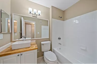 850 S Tamiami Trail #207, Sarasota, FL 34236 - Photo 15