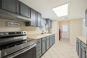 3212 Byrd Nest Ln, Ruskin, FL 33570 - Photo 17