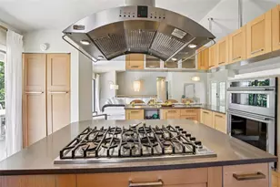 3390 Bayou Sound, Longboat Key, FL 34228 - Photo 17