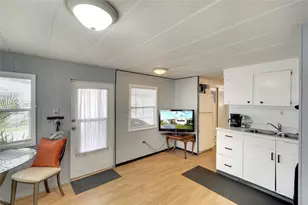 2029 Sun Home St, Sarasota, FL 34231 - Photo 5