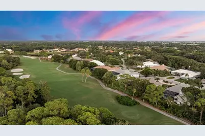 8214 Regents Court, University Park, FL 34201 - Photo 3