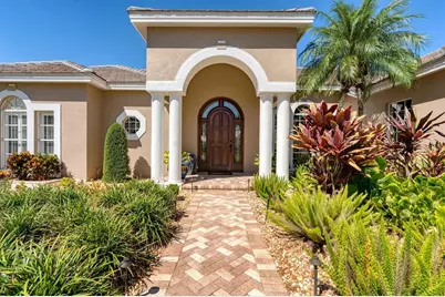 8214 Regents Court, University Park, FL 34201 - Photo 7