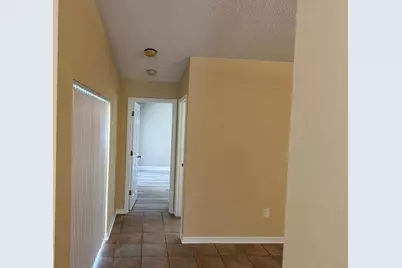 3842 Kingston Boulevard, Sarasota, FL 34238 - Photo 9