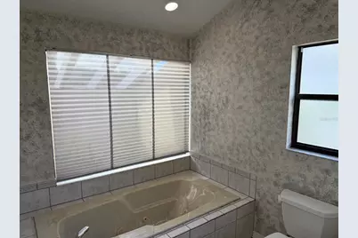 3842 Kingston Boulevard, Sarasota, FL 34238 - Photo 21