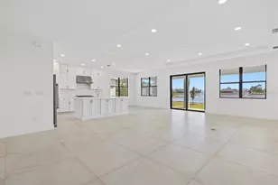 12815 Morning Mist Pl, Venice, FL 34293 - Photo 11