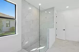 12815 Morning Mist Pl, Venice, FL 34293 - Photo 23