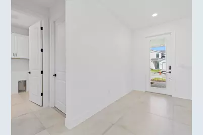 12815 Morning Mist Place, Venice, FL 34293 - Photo 15