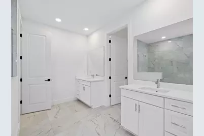 12815 Morning Mist Place, Venice, FL 34293 - Photo 21