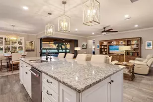 7884 Grande Shores Dr, Sarasota, FL 34240 - Photo 9