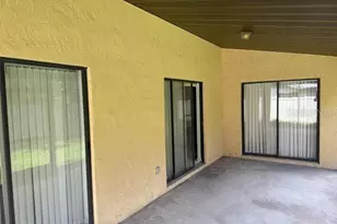 8469 Cypress Lake Cir, Sarasota, FL 34243 - Photo 15