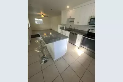 4731 Violet Avenue, Sarasota, FL 34233 - Photo 3