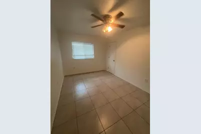 4731 Violet Avenue, Sarasota, FL 34233 - Photo 11