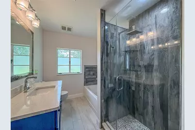 418 Edwards Drive, Sarasota, FL 34243 - Photo 15