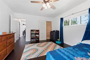 418 Edwards Dr, Sarasota, FL 34243 - Photo 31