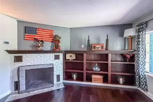 418 Edwards Dr, Sarasota, FL 34243 - Photo 19