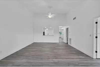 5565 Ashton Lake Drive #5565, Sarasota, FL 34231 - Photo 9