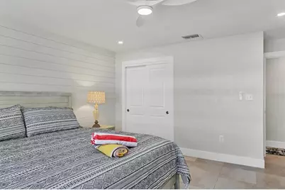 5830 Midnight Pass Road #54, Sarasota, FL 34242 - Photo 13