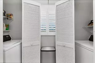 6480 Midnight Pass Rd, Sarasota, FL 34242 - Photo 31